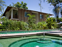 Piscina del Hotel Le Caméléon Costa Rica en Cocles